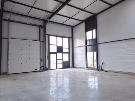 location local d’activités trevoux 01600 150m²
