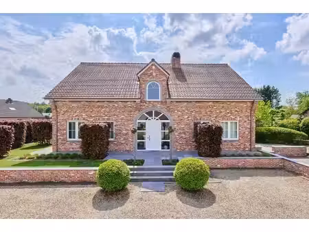 kwaliteitsvolle woning met zuidgerichte tuin te dilsen-stokkem