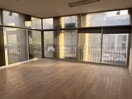 achat local professionnel 72m² nimes 30900