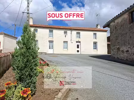 a vendre en exclusivité à saint michel mont mercure  maison de 117 m2 avec 4 chambres et p