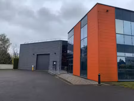 location local d’activités mennecy 91540 1213m²