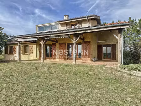 a louer maison lussan 6 pièces3 chambres191 m2
