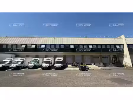 location local d’activités vitry-sur-seine 94400 1575m²