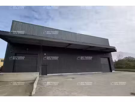location local d’activités les alluets-le-roi 78580 720m²
