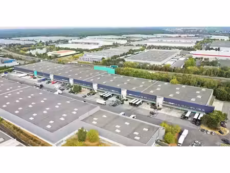 location entrepôt logistique 1 187 m² à 12 510 m²