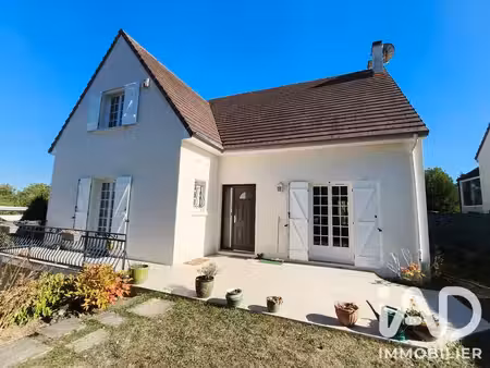maison à us (95450)