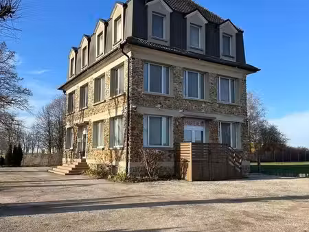 prestigieux immeuble de rapport en vente à pommeuse  france