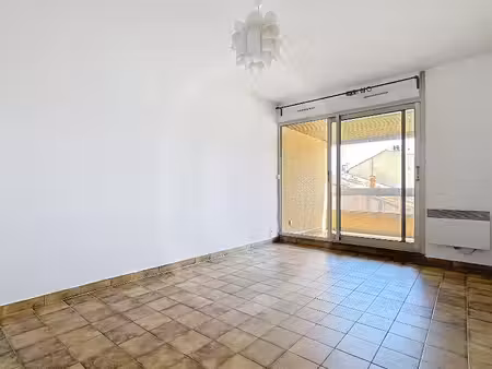 location appartement 1 pièce 24m² montpellier 34000