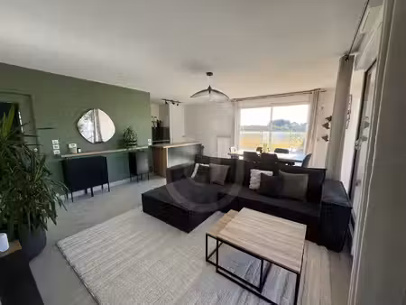 location appartement 4 pièces 82m² le cres 34920