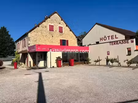 vente immeuble 16 pièces 800 m2 à courlans
