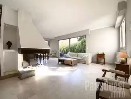 maison de 6 pièces de luxe en vente à la celle-saint-cloud  île-de-france