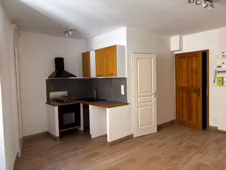 location appartement 1 pièce 24m² les vans 07140