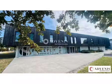 location commerce 576m²