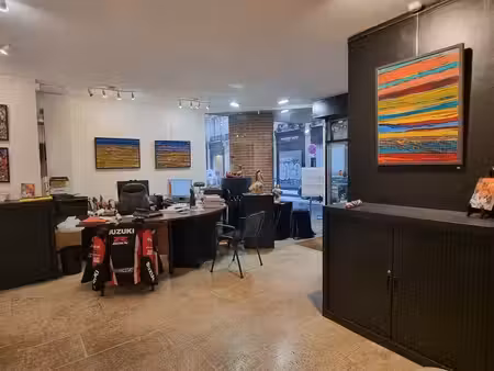 location commerce paris 75003 118m²