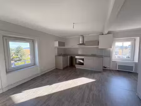 location appartement 3 pièces 50m² sorbiers 42290