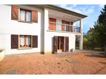 location appartement 4 pièces 84m² gannat 03800