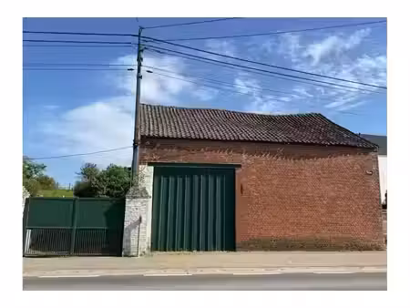 surface industrielle à vendre à chaussée de tirlemont 466 zétrud-lumay (vbe75928)