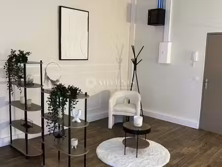 location bureaux 56m²