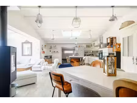 maison de charme avec piscine aux portes de poitiers