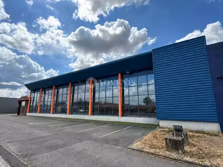 location commerce saran 45770 990m²