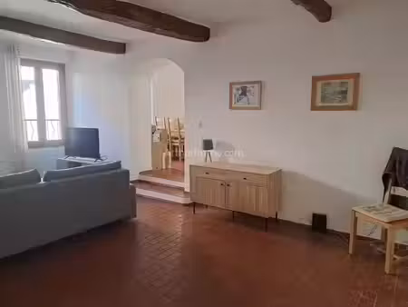 location appartement 3 pièces 85 m2 à salernes