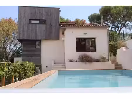 maison de 4 pièces de luxe en vente à marseille  provence-alpes-côte d'azur