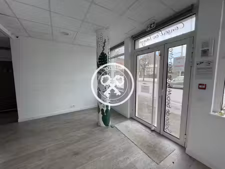 achat local professionnel 78m² ste savine 10300