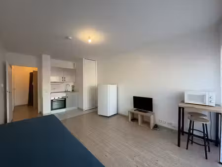 studio meublé de 25m2 - résidence récente - parking en sous sol