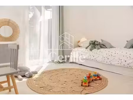 appartement de luxe 3 chambres en vente à le lavandou  france