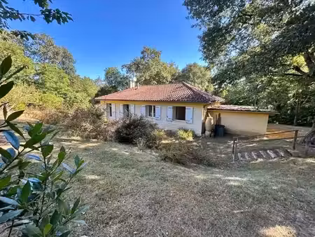 location maison 4 pièces 103.5 m² à sanilhac (24660)  860 €