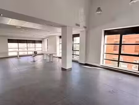 location locaux professionnels 1 pièce 140 m² à auterive (31190)  1 950 €