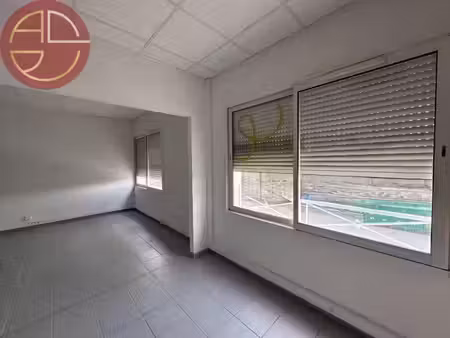 location locaux professionnels 28 m² à muret (31600)  487 €