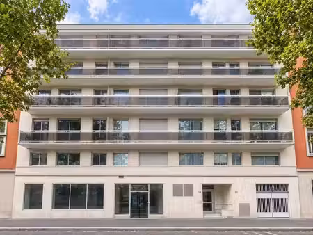 location locaux professionnels 472 m² à paris 20ème (75020)  9 548 €