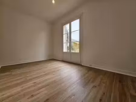 location maison 4 pièces 82.3 m² à la jarrie (17220)  1 083 €