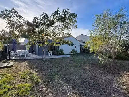 location maison 5 pièces 105.27 m² à sainte-pazanne (44680)  1 200 €
