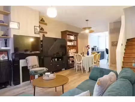location meublée maison 6 pièces 100 m² à amiens (80000)  1 480 €