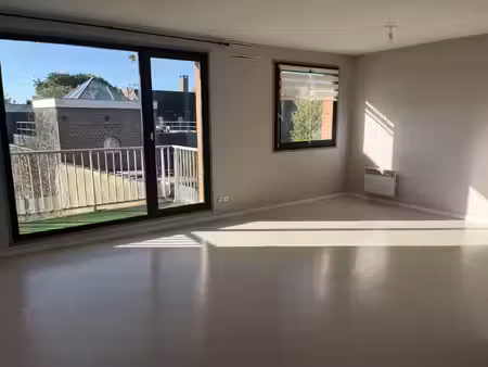 location appartement 3 pièces 82m² lille 59800