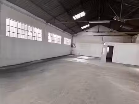location locaux professionnels 3 pièces 220 m² à portet-sur-garonne (31120)  1 320 €