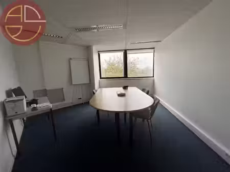 location locaux professionnels 236 m² à colomiers (31770)  2 950 €