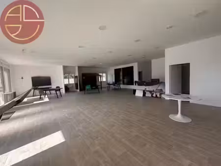 location locaux professionnels 504 m² à cornebarrieu (31700)  4 620 €