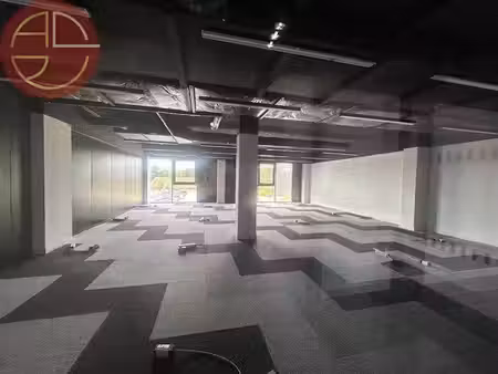 location locaux professionnels 500 m² à labège (31670)  6 668 €