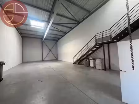 location locaux professionnels 1 pièce 592 m² à toulouse (31000)  5 684 €