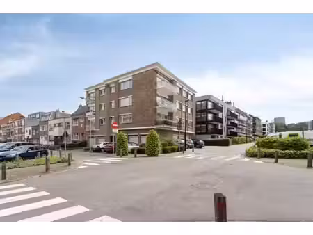 vernieuwde studio met balkon