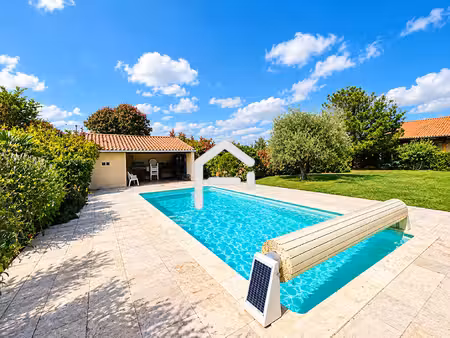 maison longages 6 pièces 162 m2 avec garage et piscine au calme