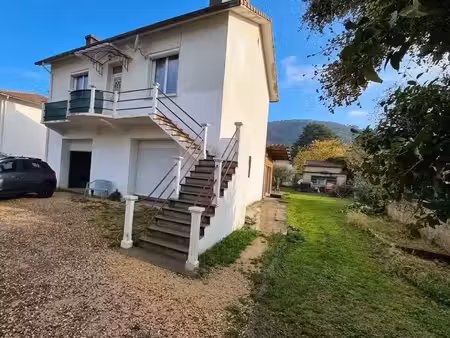 maison 2 appartements 52 m2 et 68 m2