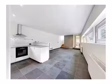 duplex à vendre avec terrasse et 2 chambres   auderghem (vbe76092)