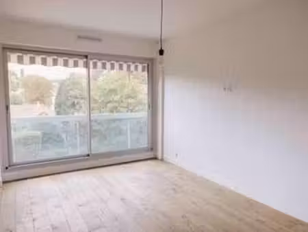 vente appartement 4 pièces à ville-d'avray (92410) : à vendre 4 pièces / 137m² ville-d'avr