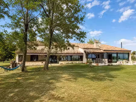 vente propriété 10 pièces 400 m² à la sauvetat-du-dropt (47800)  590 000 €
