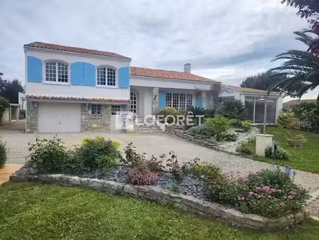 vente maison 6 pièces 172 m² à saint-denis-d'oléron (17650)  579 600 €