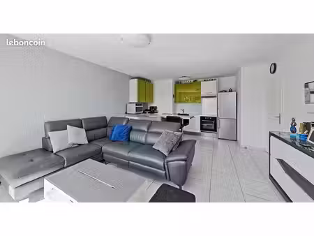 appartement savigny le temple 3 pièces 2 chambres